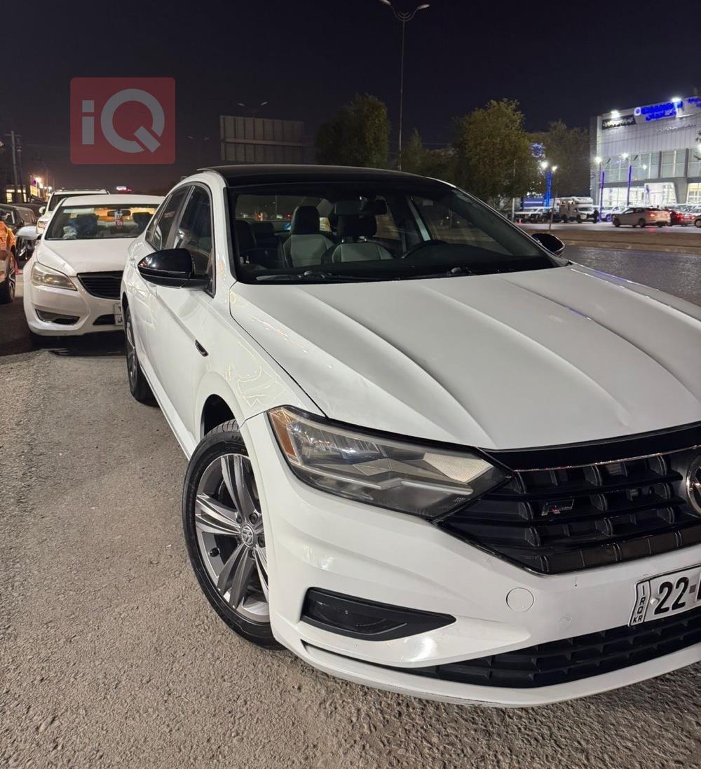 ڤۆڵکسواگن جێتا